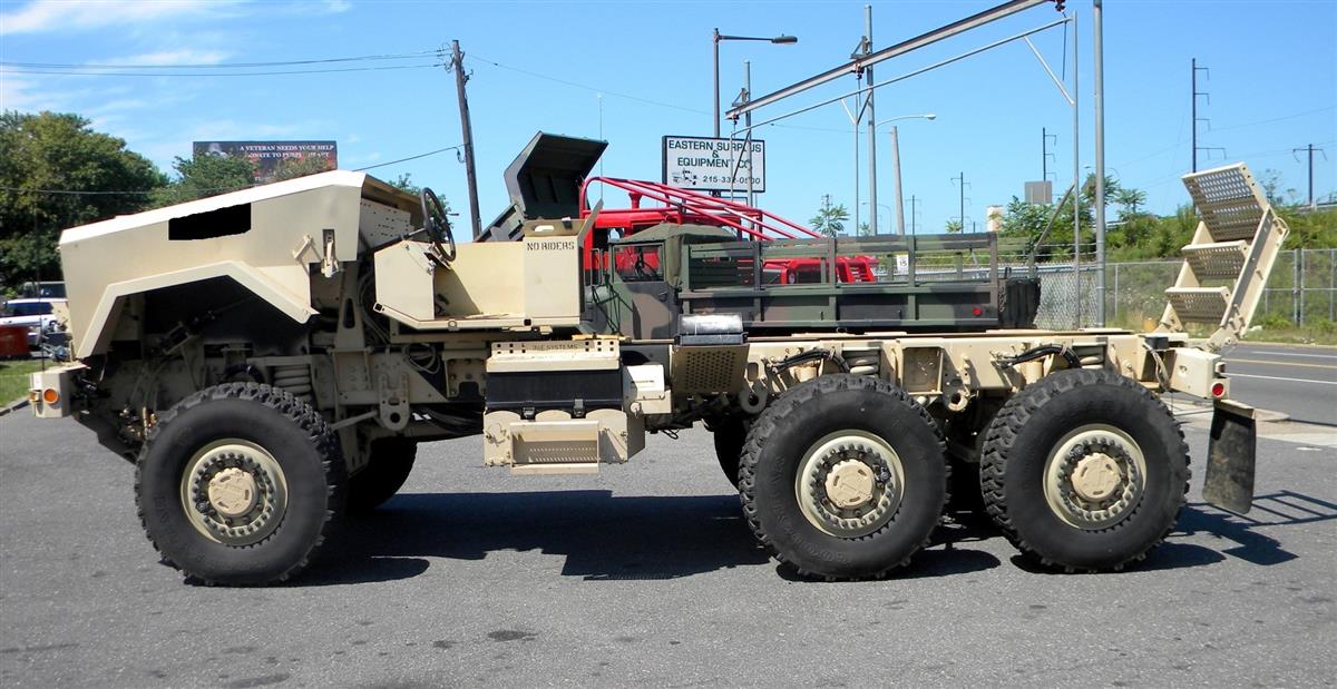 T-01011980-1 | Caiman MRAP (13).JPG