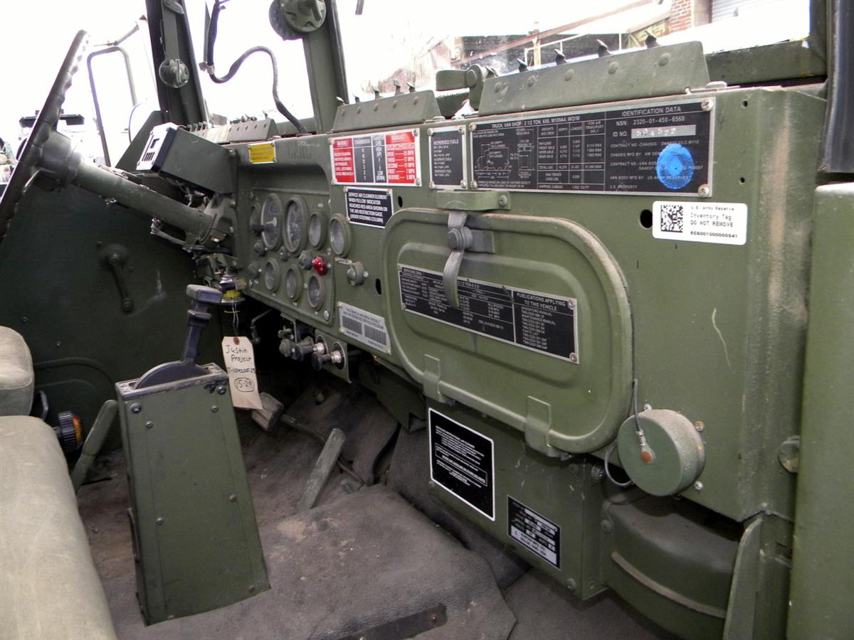 T-11092015-29 | M109A4 Van Truck (15-29) (42).JPG