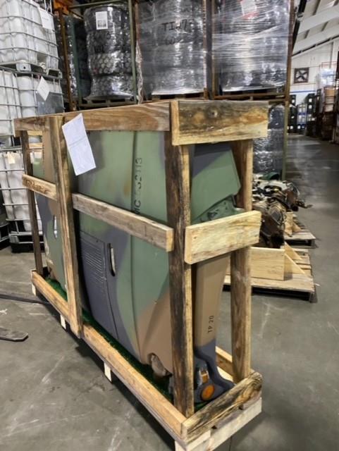 HM-3463 | HMMWV Front Hood  - in Crate (1).jpg