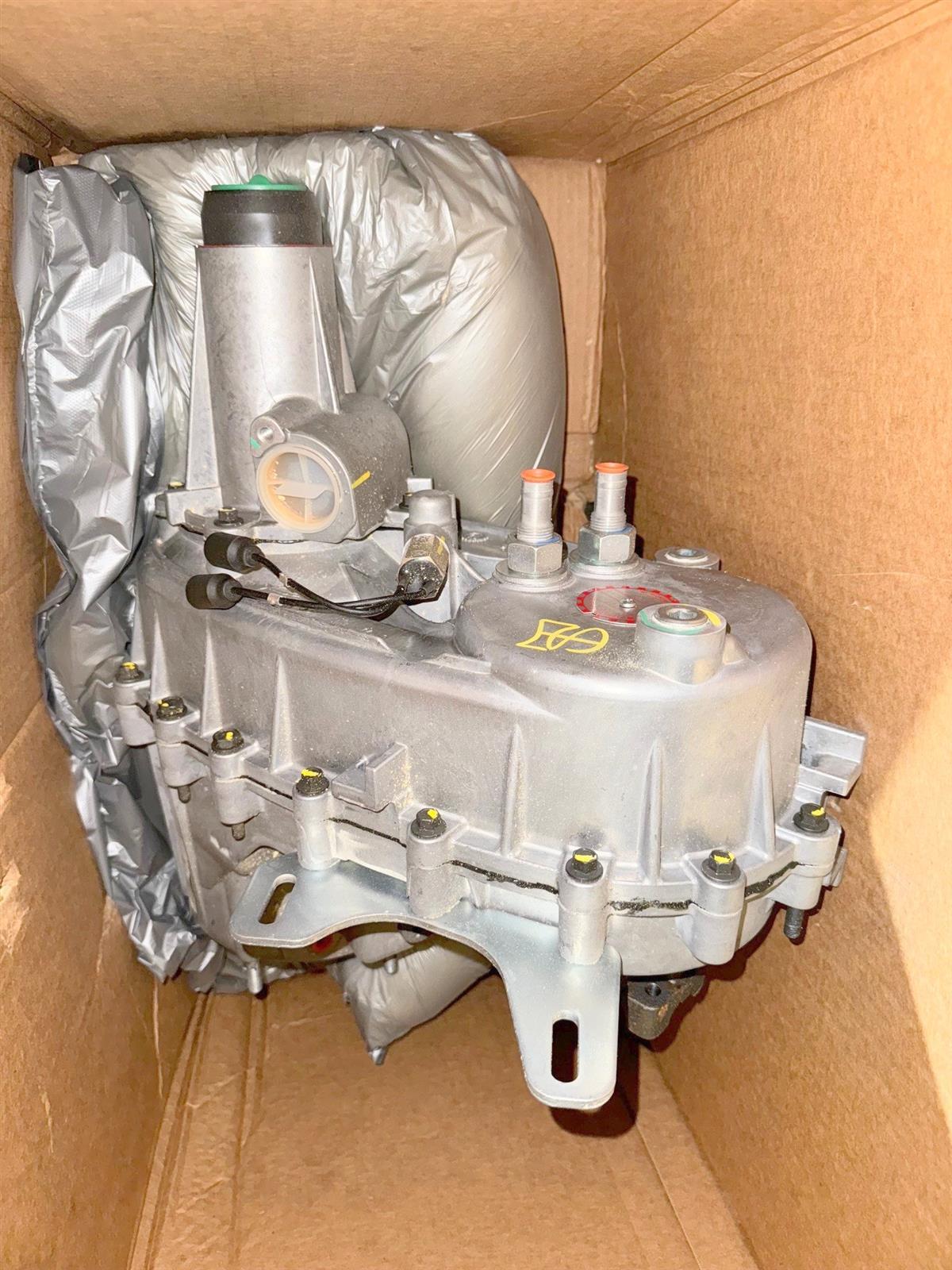 HM-556 | HM-556 Transfer Case2.jpg