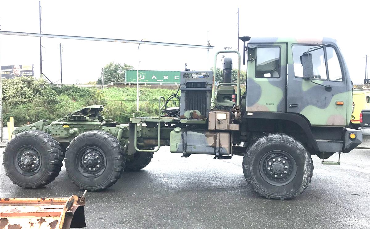 T-09172018-10 | 1998 Stewart Stevenson M1088A1 6x6 FMTV 5th Wheel Tractor Group 1 (2).JPG