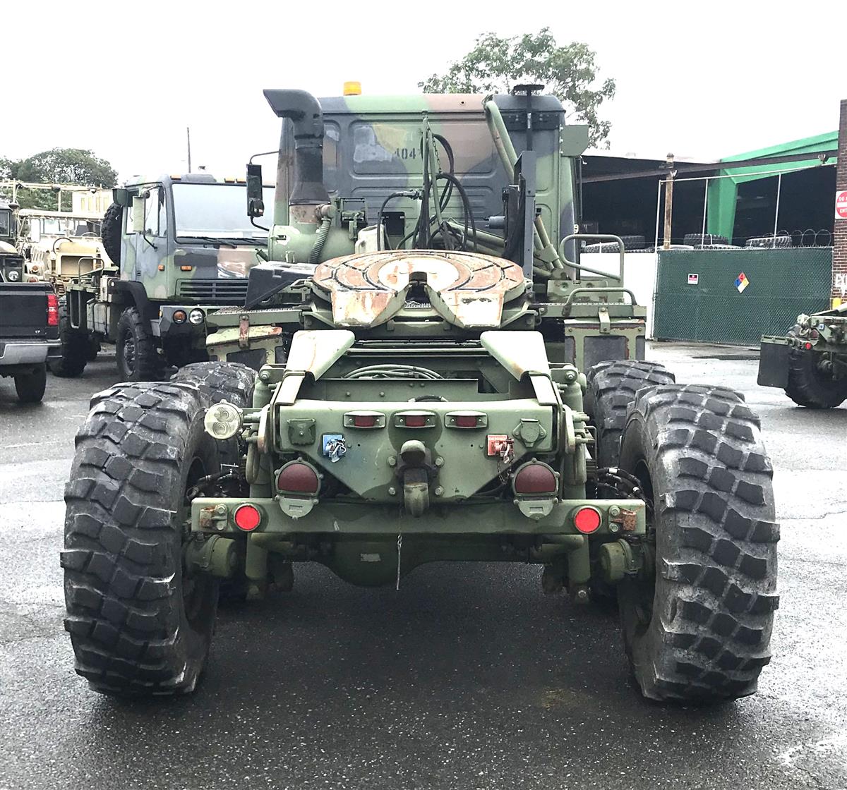 T-09172018-10 | 1998 Stewart Stevenson M1088A1 6x6 FMTV 5th Wheel Tractor Group 1 (4).JPG