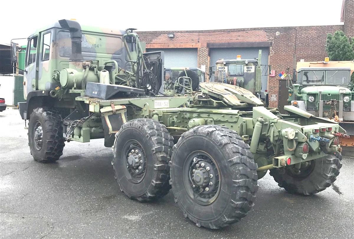 T-09172018-10 | 1998 Stewart Stevenson M1088A1 6x6 FMTV 5th Wheel Tractor Group 1 (5).JPG