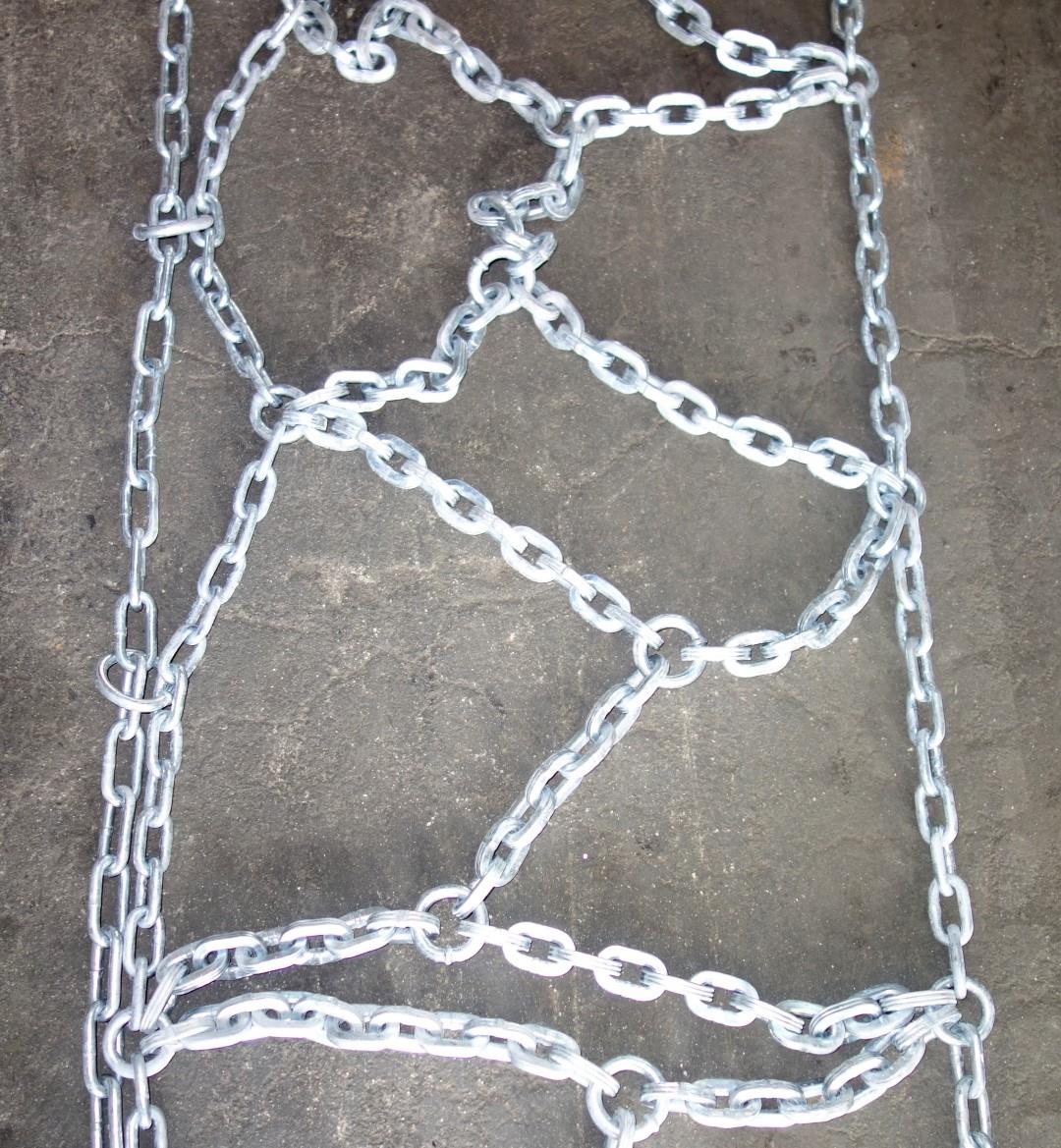 MRAP-230 | 2540-01-573-3913 36585R20 Tire Chain Assembly for MRAP RG31 NOS (8).JPG