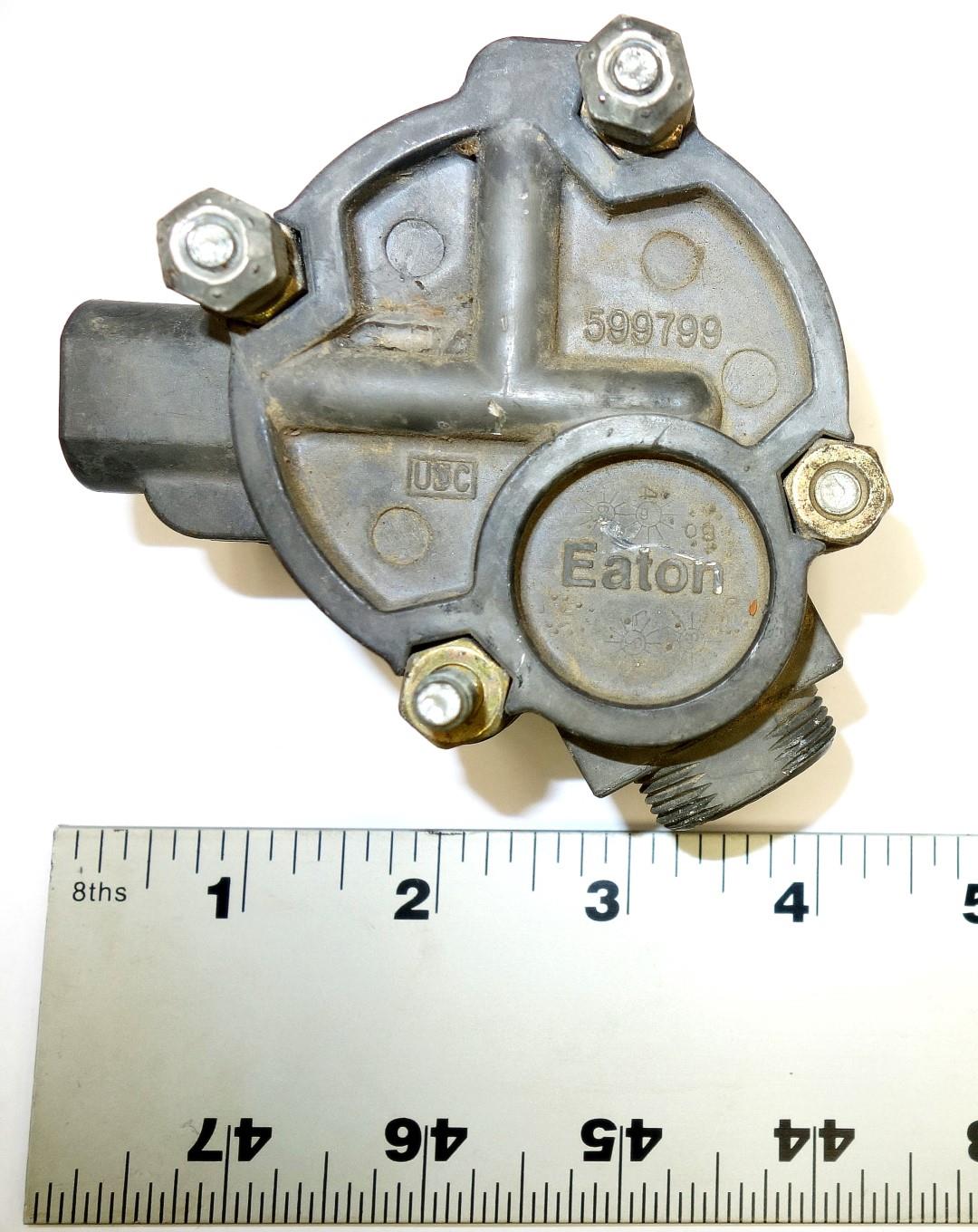 9M-151 | 4820-01-287-3963 M939A2 5-Ton CTIS Wheel Valve (1).JPG