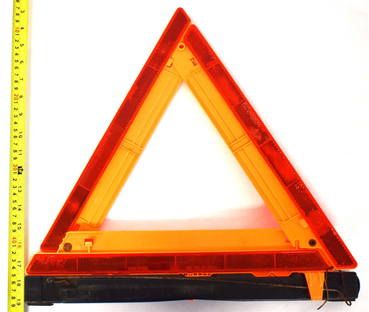 ALL-5065 | ALL-5065 Reflective Triangle Set Highway Safety Emergency Warning Set of 3 (2).JPG