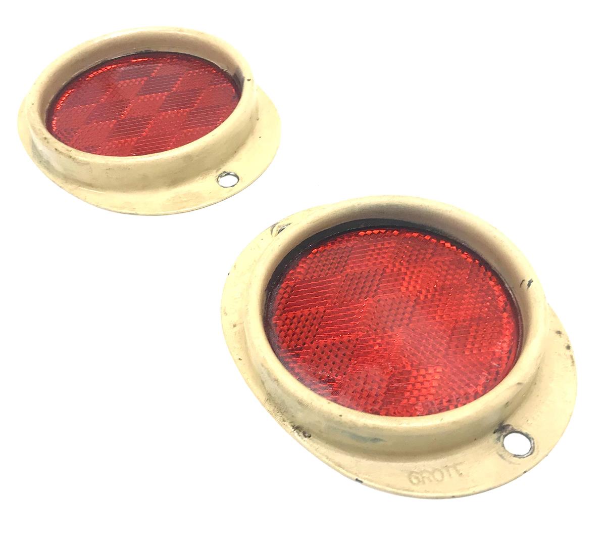 COM-3207 | COM-3207  Reflector Red Color (5).jpg