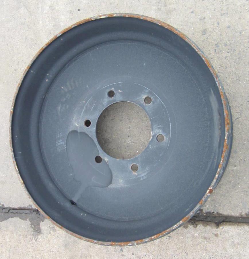 COM-5846 | COM-5846 6 Hole Wheel Rim 22.5 Inch Diameter Trailer Application3.JPG