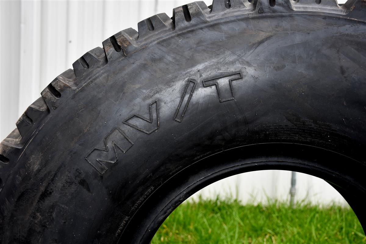 TI-124D  | Goodyear MVT MVT 39585R20 Tire  (29).JPG