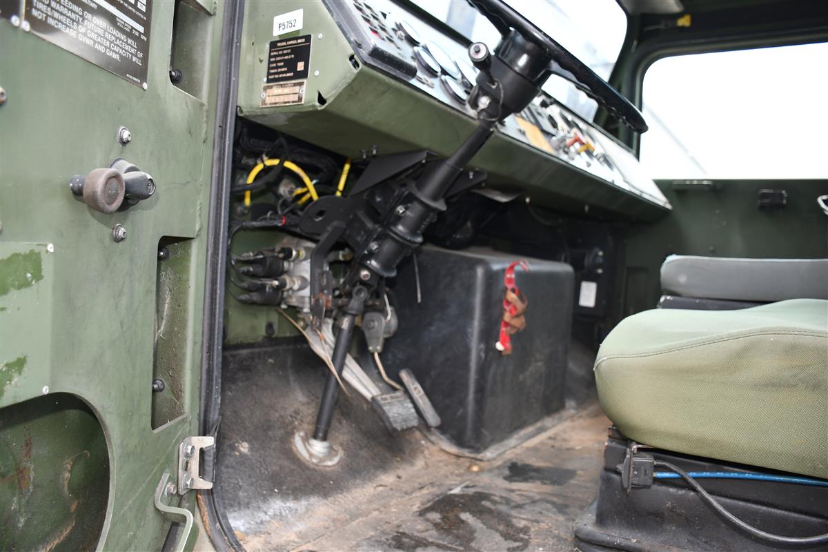 HEM-363 | HEM-363 Cab 7 Ton MK25 Oshkosh MTVR    (11).JPG