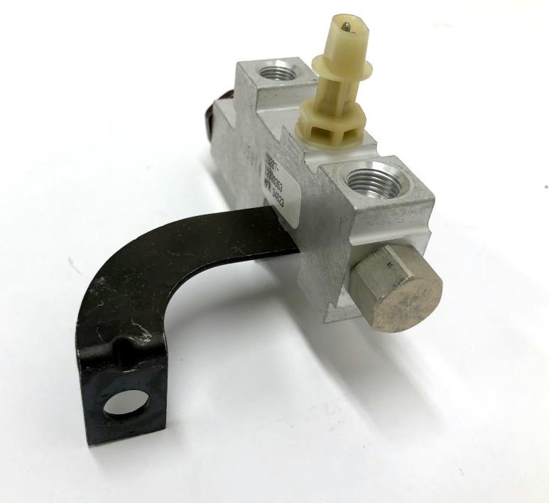 HM-1616 | HM-1616  Master Cylinder Proportion Valve HMMWV (5).JPG