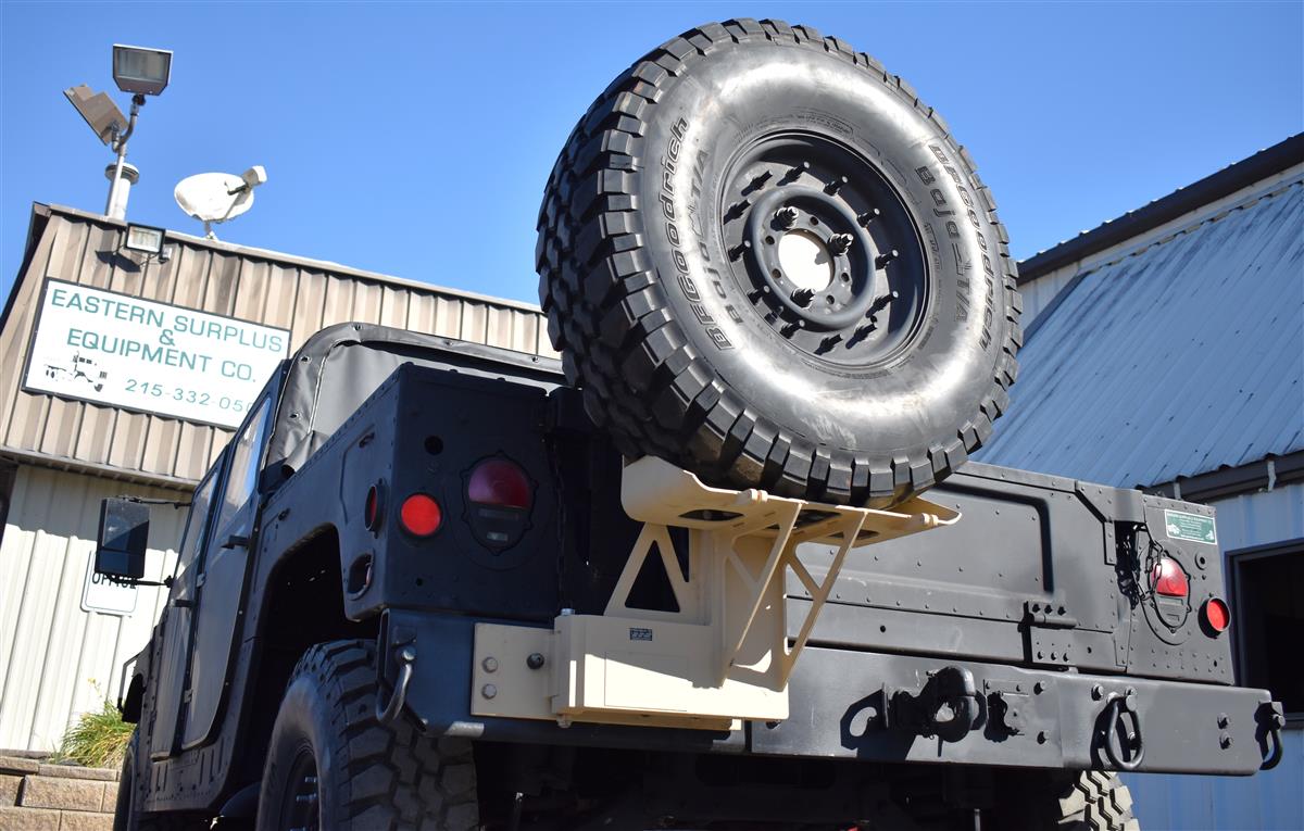 HM-3805 | HM-3805 Tire Carrier Custom Build With Hardware Included HMM (13).JPG