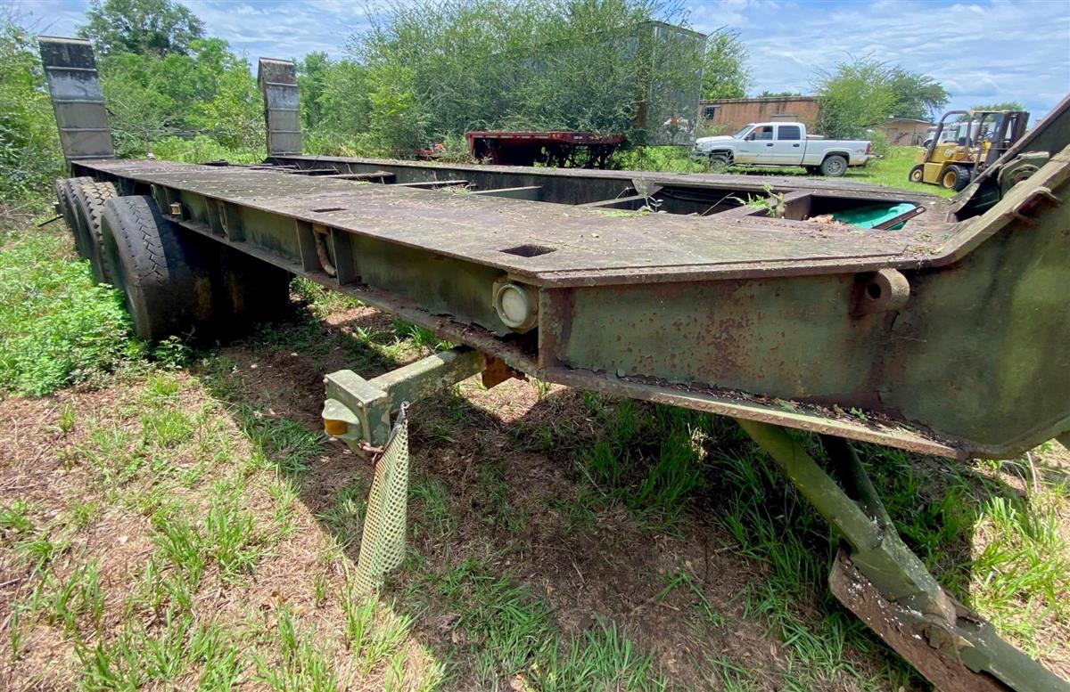 TR-06202023-8 | M747 60 Ton Tank Retriever 4 Axle Trailer Low Boy Flat Bed 7 26.jpg