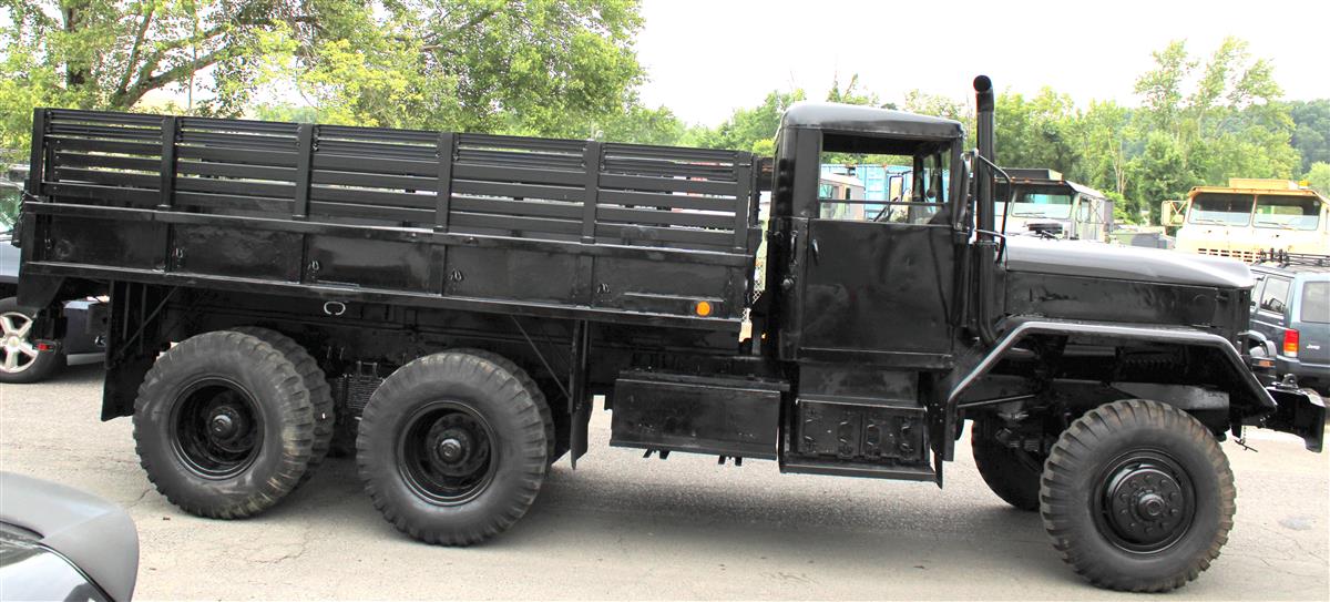 T-09262022-88 | M813 6x6 Cargo Truck All Wheel Drive Cummins Diesel Engine (20).JPG