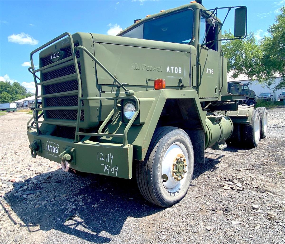 T-06132012-60 | M916 6x6 Tractor- Cummins 400 Turbo Diesel (38).jpg