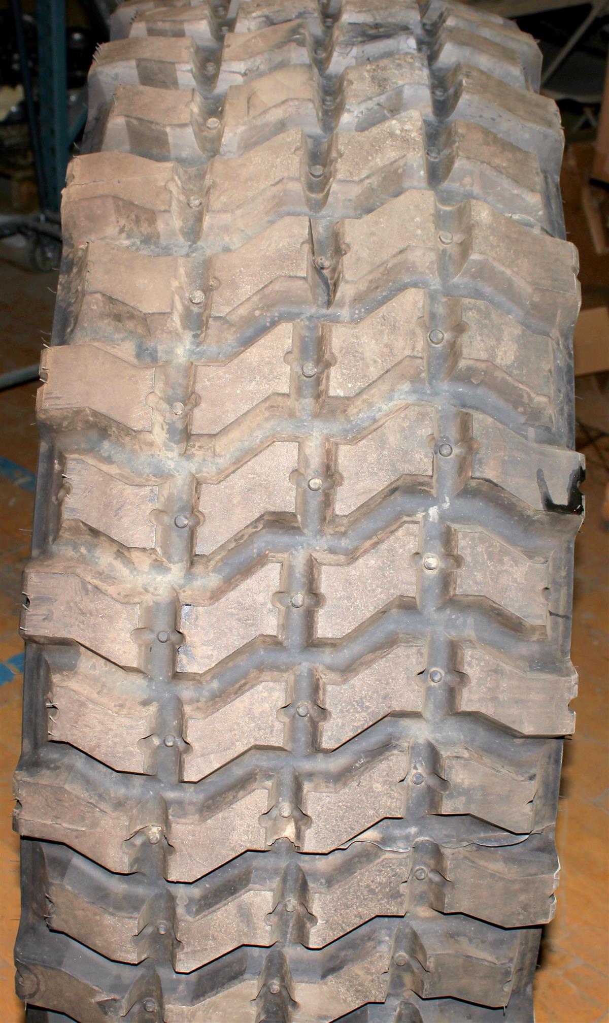 MRAP-373 | MRAP-373 Goodyear MVT 39585R20 Tire With Rim 100% Tread (5).JPG