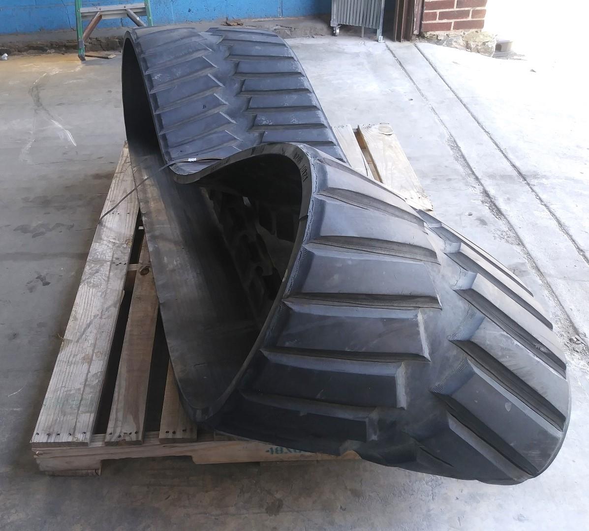 SP-2087 | SP-2087 Caterpillar Rubber Track (6).jpg