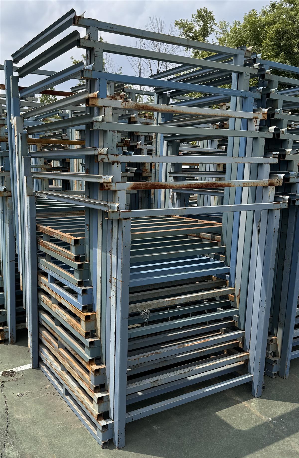 SP-403 | SP-403  Portable Stack Rack Nesting Pallet Stacker Rack Warehouse Blue 3k Cap (2).jpg