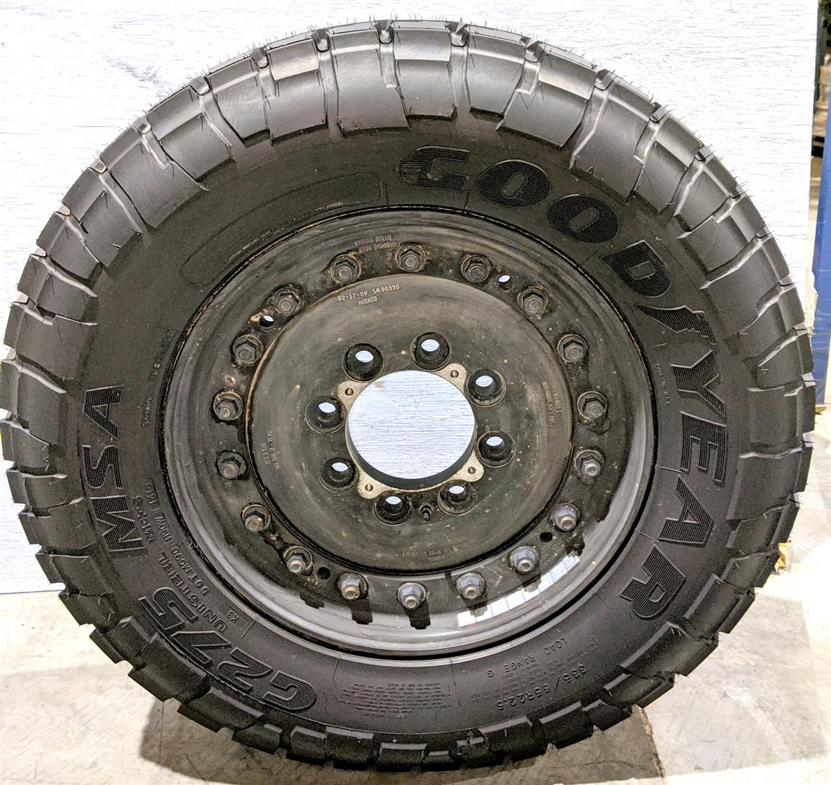 TI-1839 | TI-1839 Goodyear G275 MSA 33565R22.5 with Unimount 18 Bolt Rim 100 Tread Tire (9).jpg