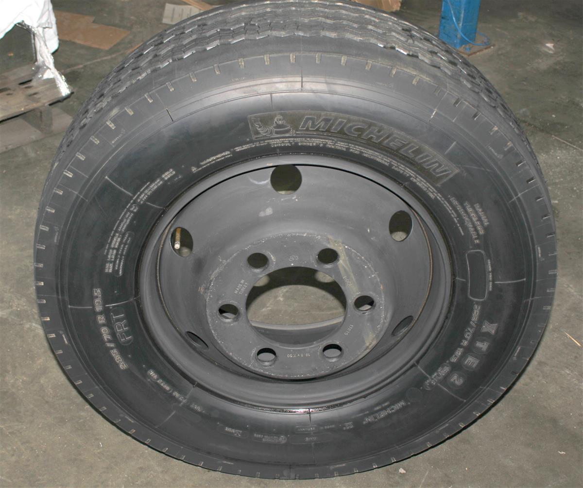 TI-1844 | TI-1844 Michelin XTE 2 285-70R19.5 with 6 Lug Budd Style Rim 100% Tread  (13).JPG