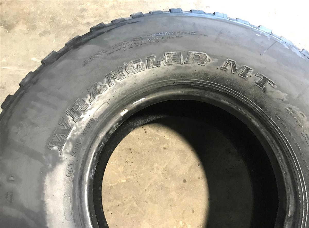 TI-190 | TI-190  Goodyear Wrangler MT MT 37x12.50x16.5LT Tire (USED) (10).jpg