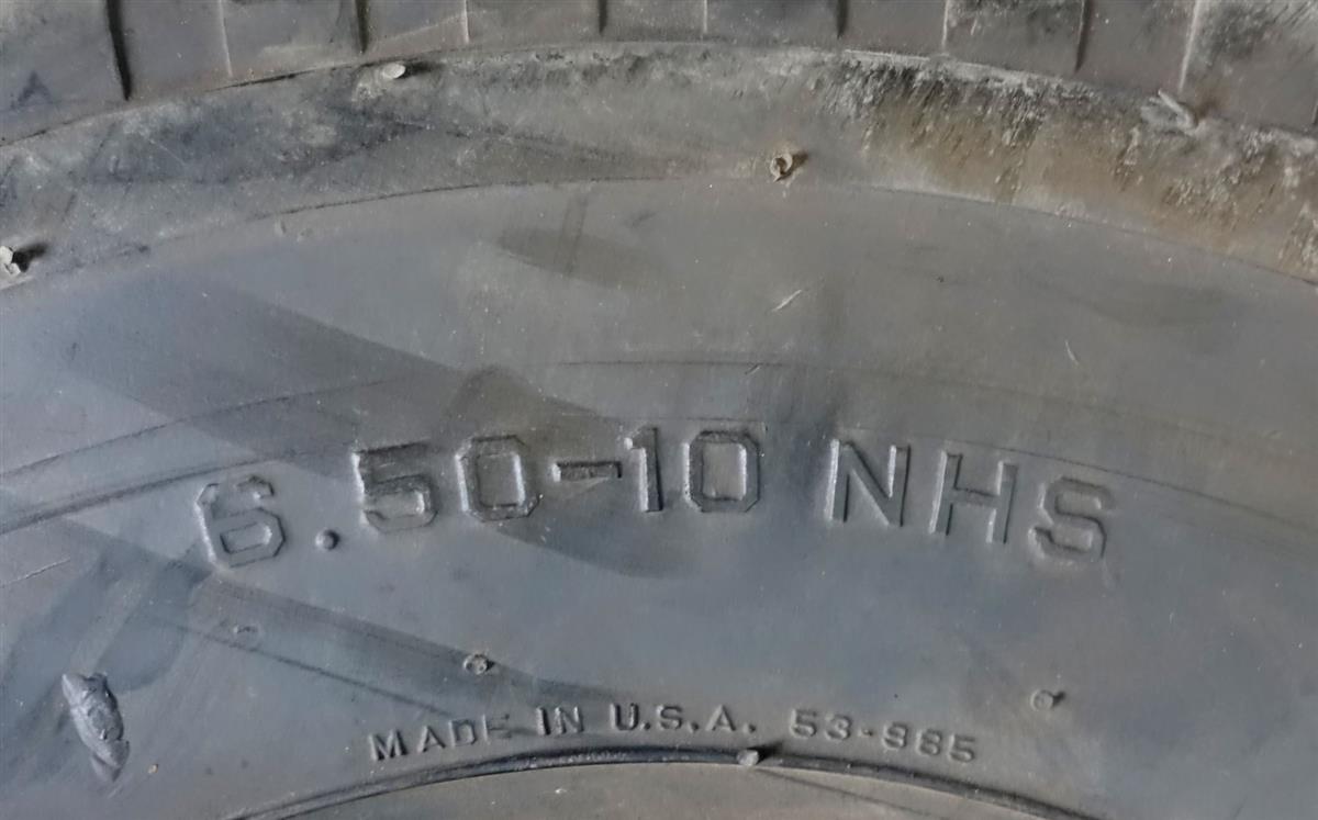 TI-303 | TI-303 STA Dyna Trac 650-10NHS Tire 4 Tire Lot Sale NOS (4).JPG