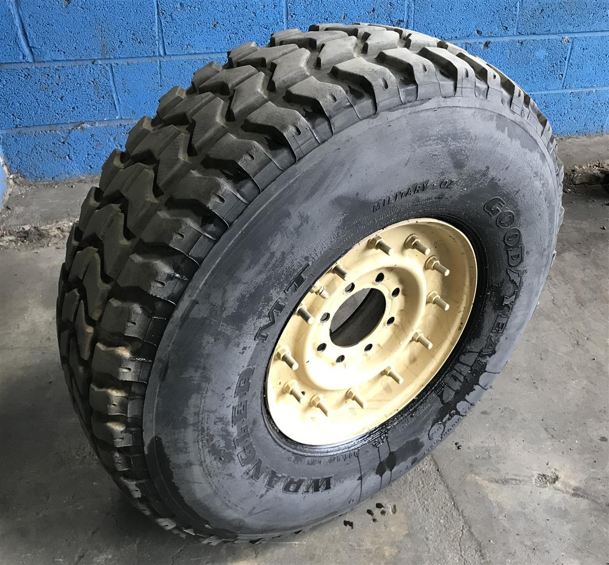 TI-675 | TI-675 Goodyear Wrangler MT Used 5-Lot (24).jpg