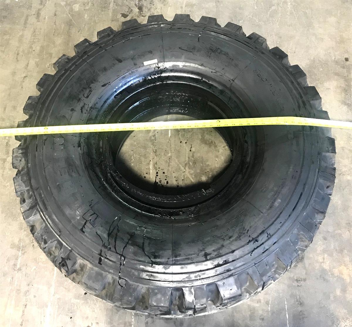 TI-100 | TI-100  Michelin XZL 39585R20 Super Single Radial Tire (NOS) (8).jpg