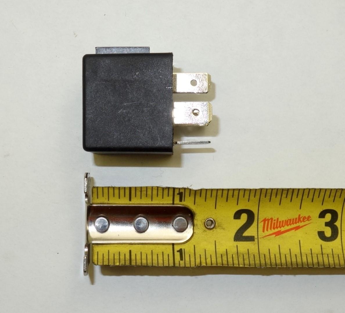 FM-218 | 5945-01-360-3099  12 Volt 4 Terminal Rlay for FMTV NEW (3).JPG