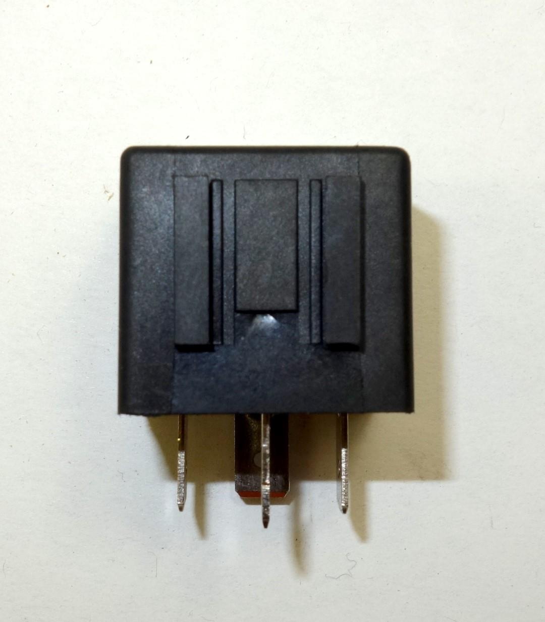 FM-218 | 5945-01-360-3099  12 Volt 4 Terminal Rlay for FMTV NEW (6).JPG