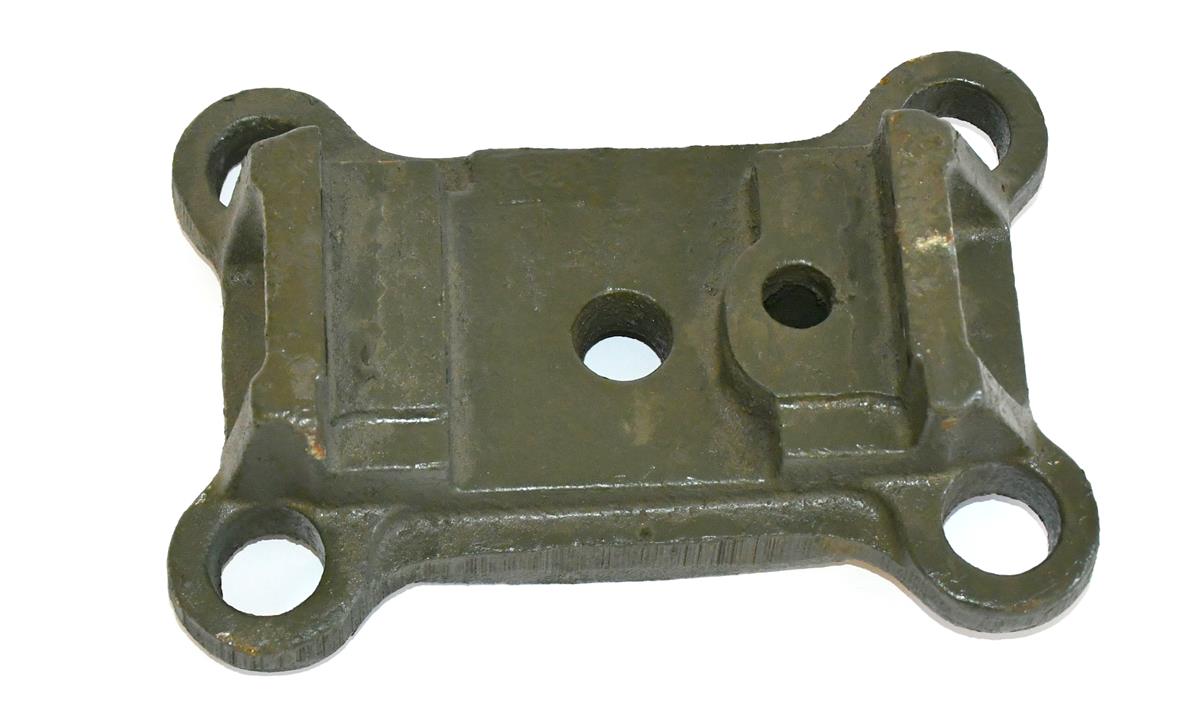 5T-2245 | 5T-2245 Leaf Spring Seat Plate  (10).JPG