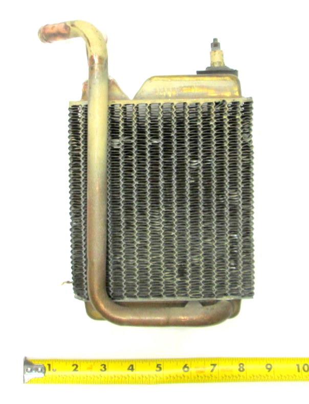 9M-1866 | 9M-1866 Heater Core of Cab Heater Hot Water Box M939A1 M939A2  (2).JPG