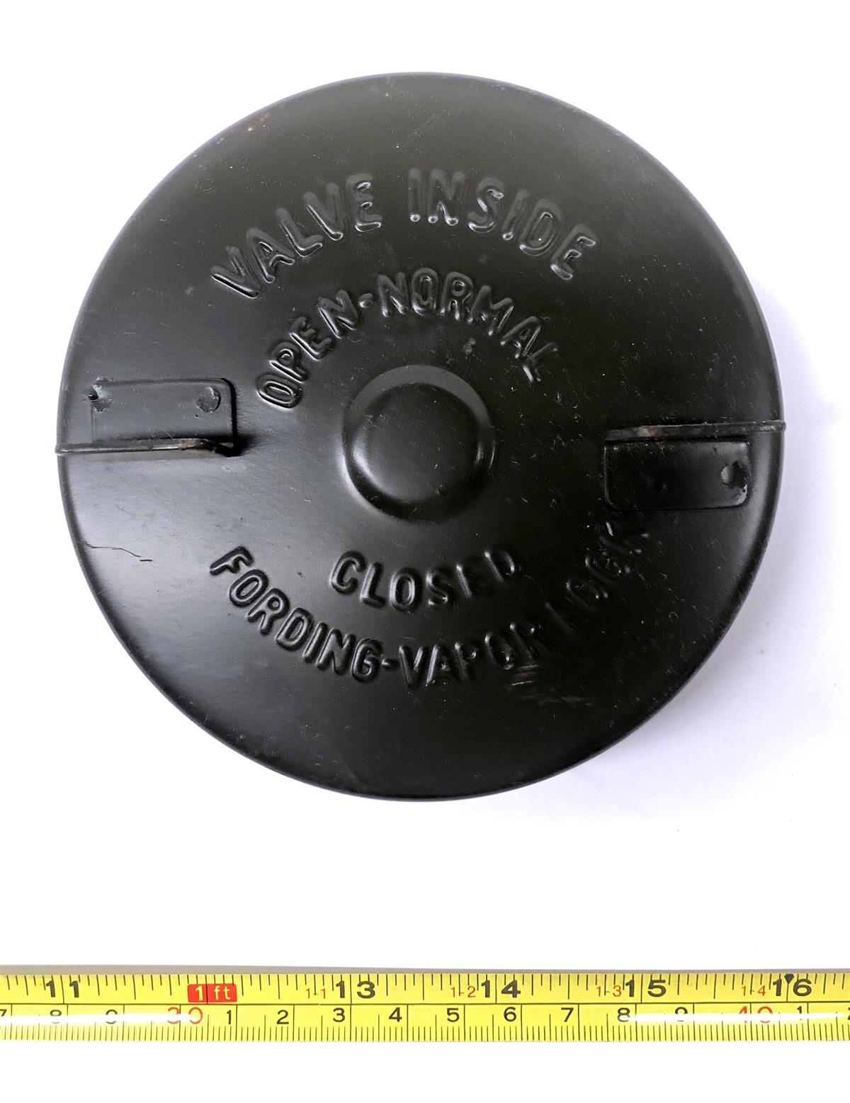 COM-5469 | COM-5469 Common Military Fuel Cap (2).JPG