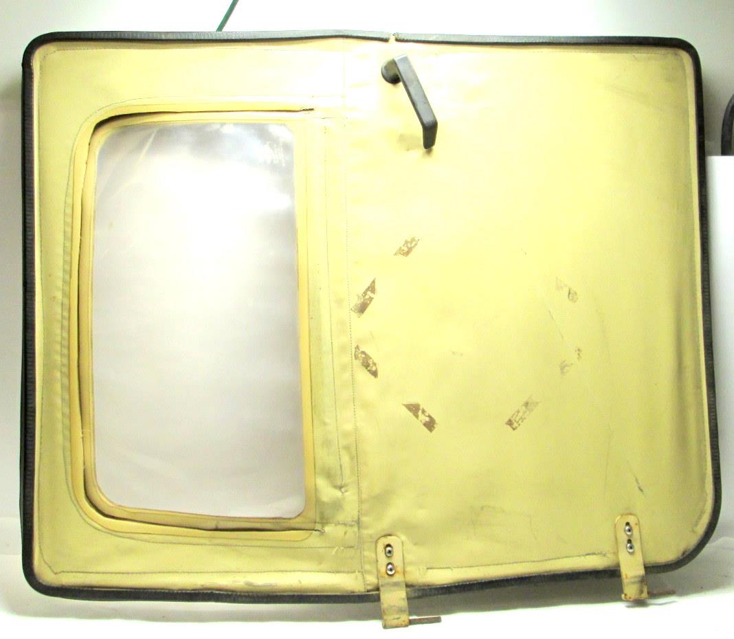 HM-524 | HM-524 Left Front Driver Side Tan Vinyl Soft Door HMMWV Update (5).JPG