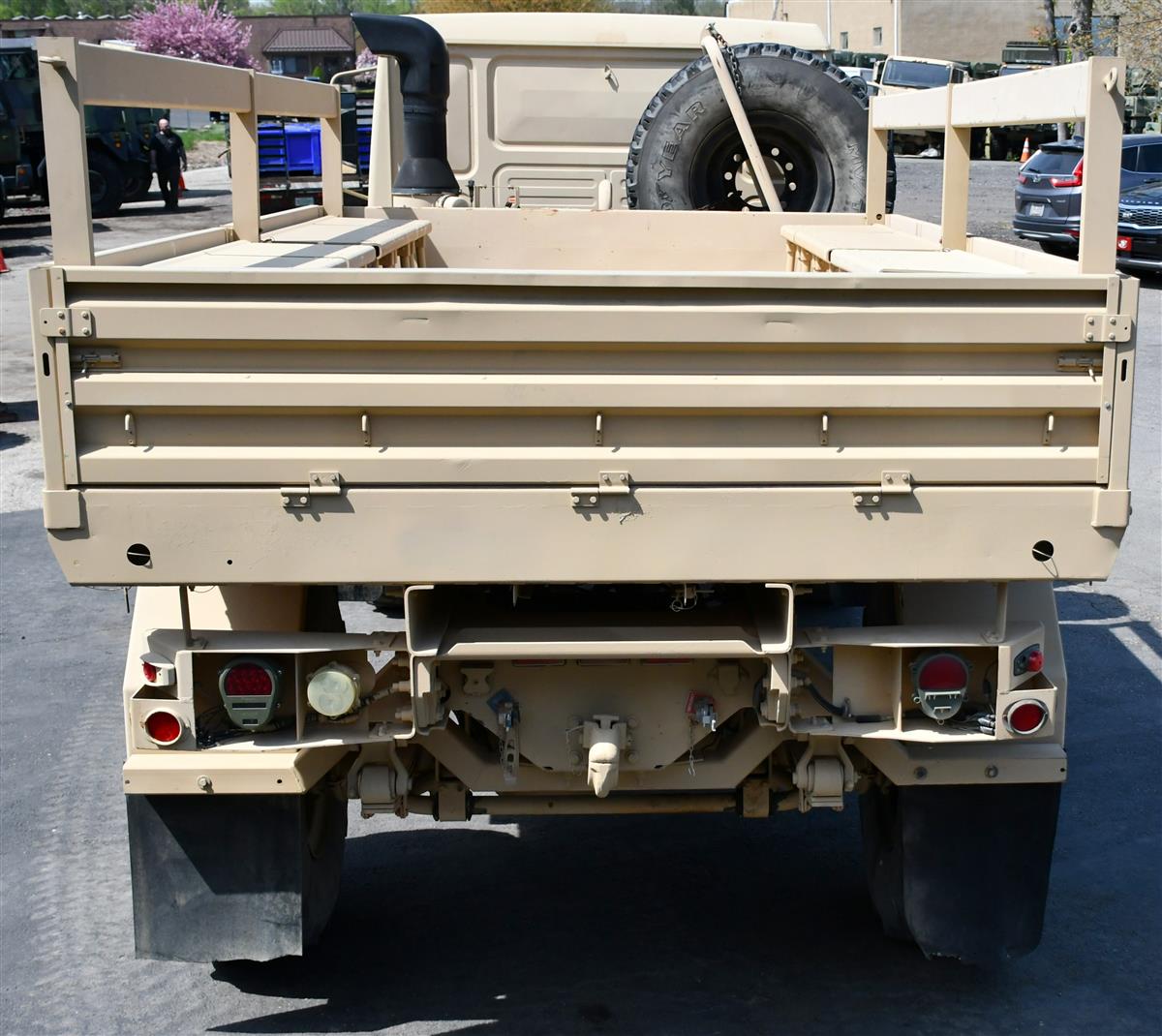 T-07282023-14 | M1078A1 LMTV (18).JPG