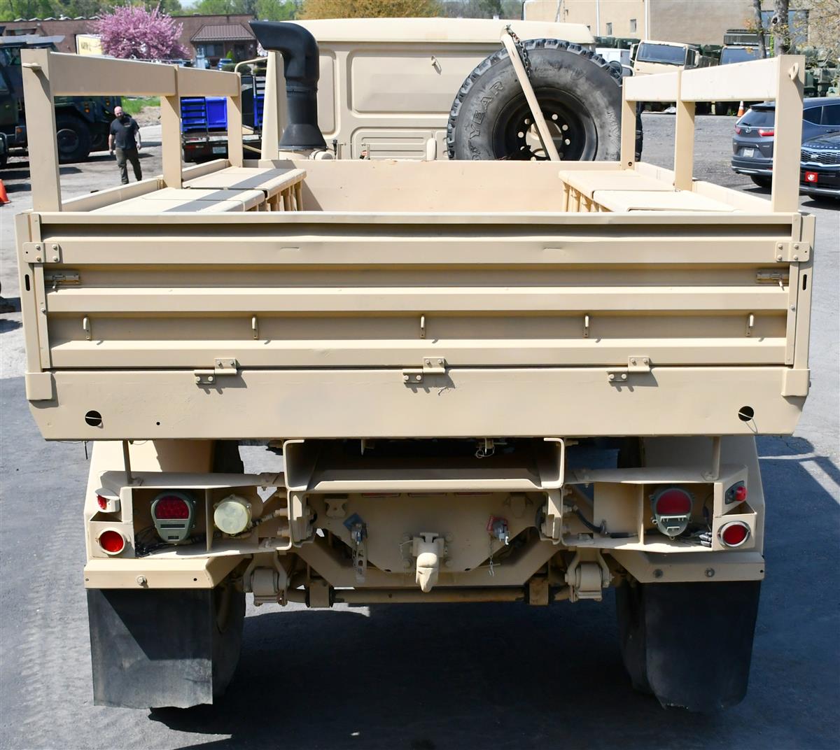 T-07282023-14 | M1078A1 LMTV (19).JPG