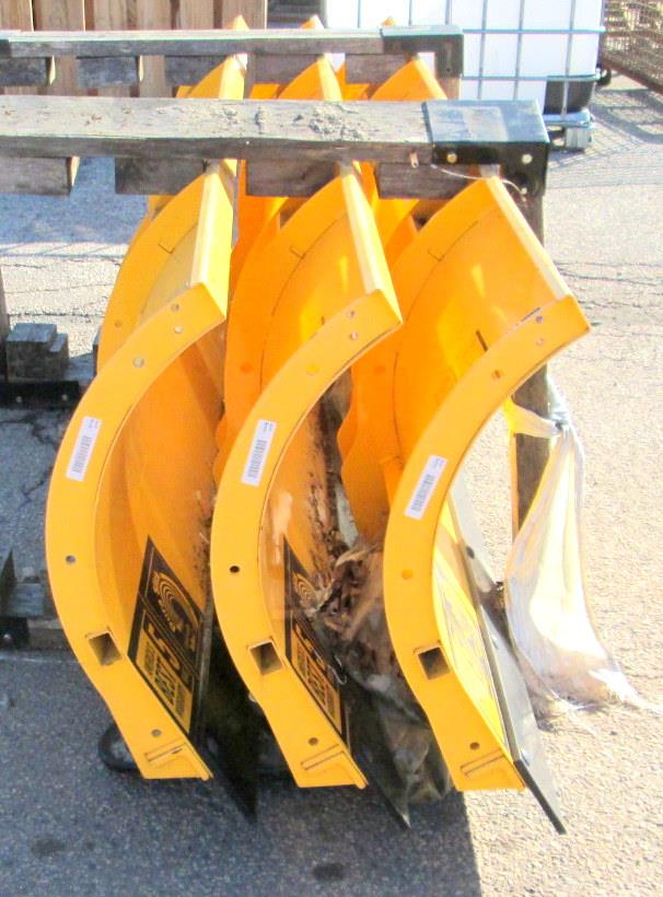 SNOW-035 | SNOW-035 Lot Pro 8.5 Foot Plow Meyer Snow Plow (6).JPG